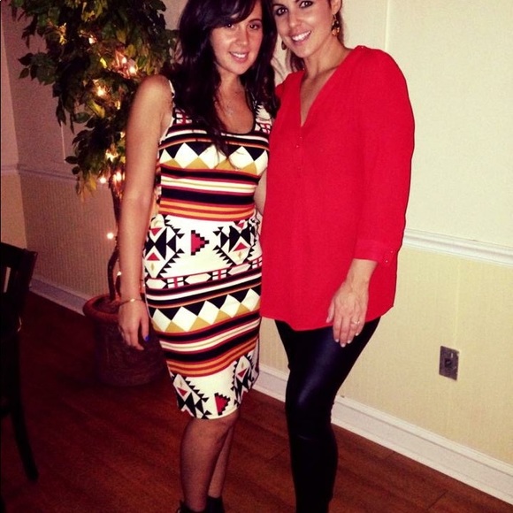 Racer back Aztec fitted dress - Picture 3 of 3